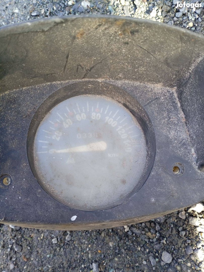 Polski Fiat 126 1978-as évjárathoz km óra ,olcsón eladó