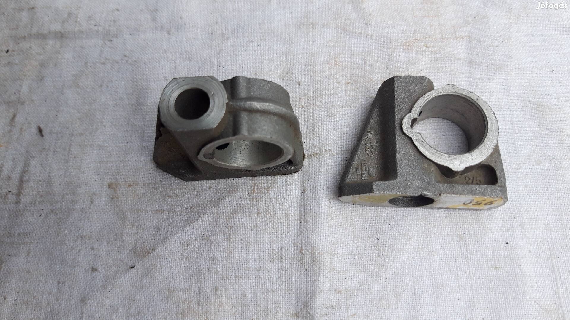 Polski Fiat 126  szelephimba tarto alu bak gyári új