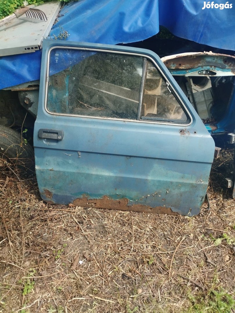 Polski Fiat 126 ajtók eladók.