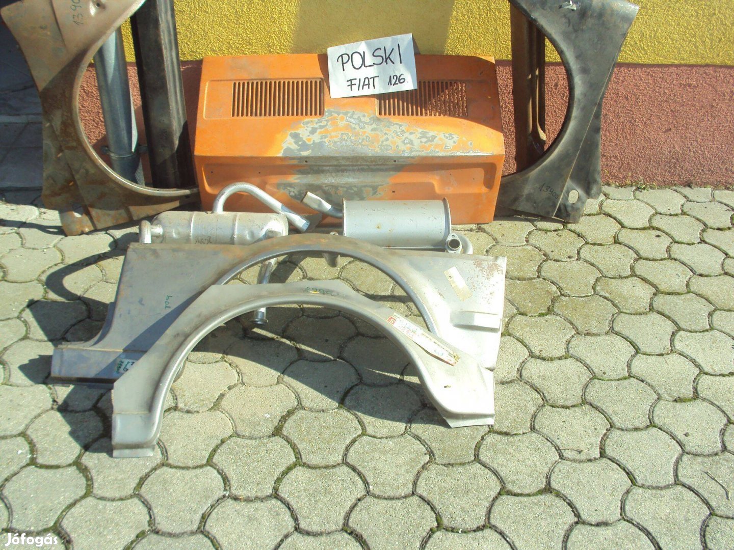 Polski Fiat 126 gyári új alkatrészek eladók!