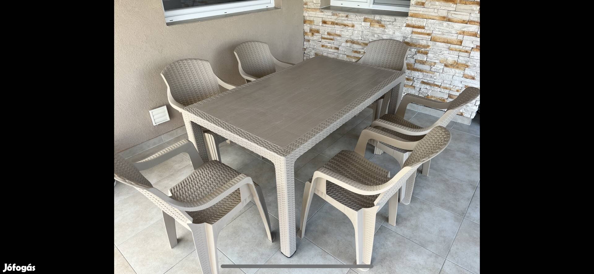 Polyrattan asztal+6 szék