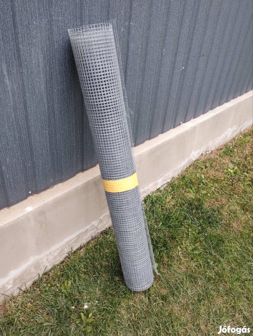 Ponthegesztett horganyzott acélháló 3,8m2 1x1 cm rács,