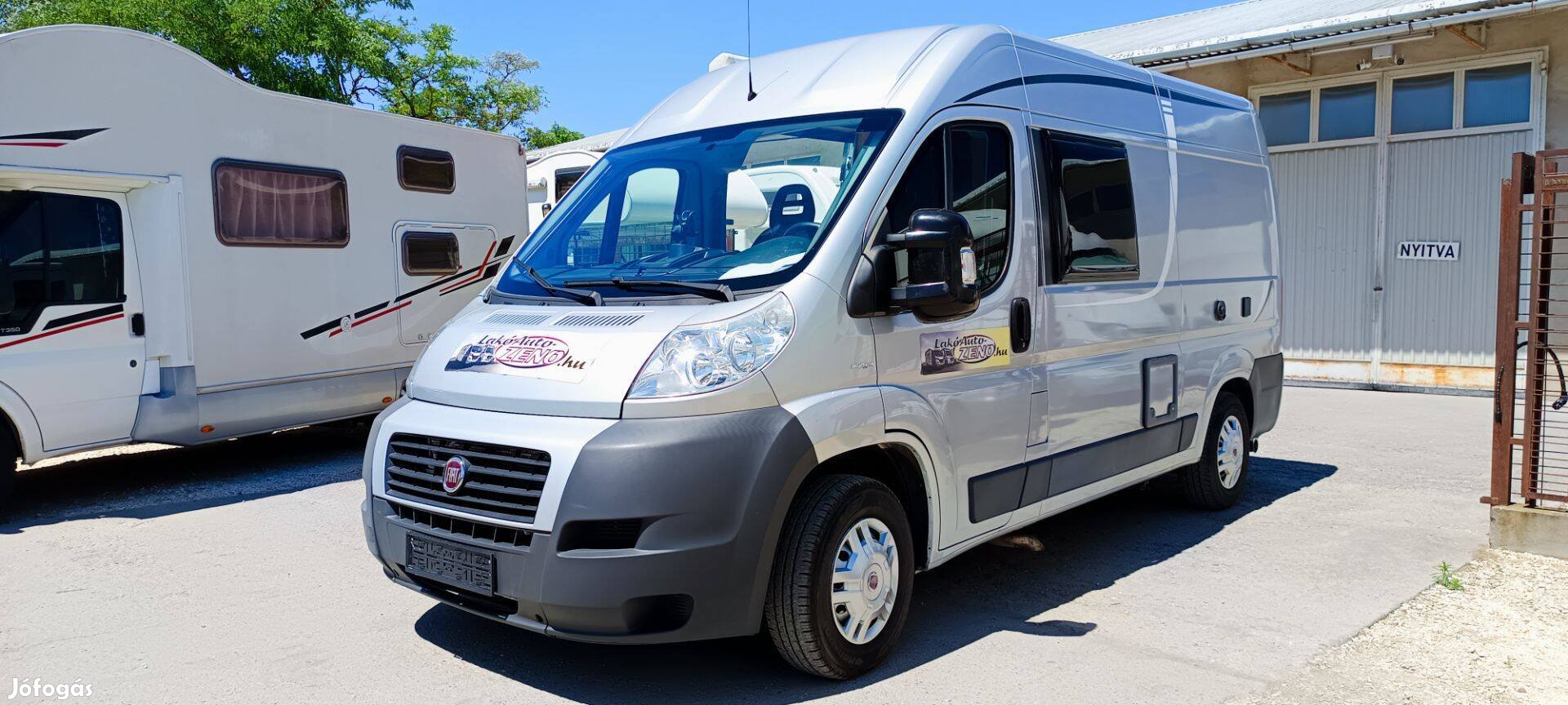 Pöösl Fiat Camper Van lakóautó