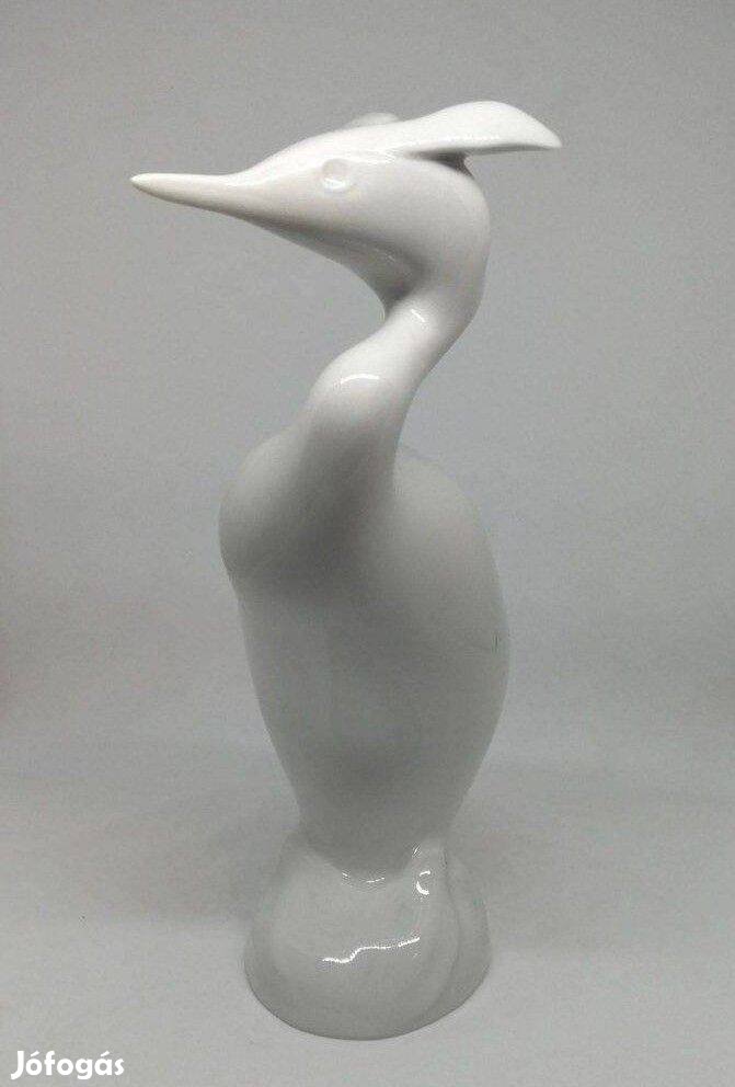 Porcelán Royal Dux art deco fehér kócsag Ritka!