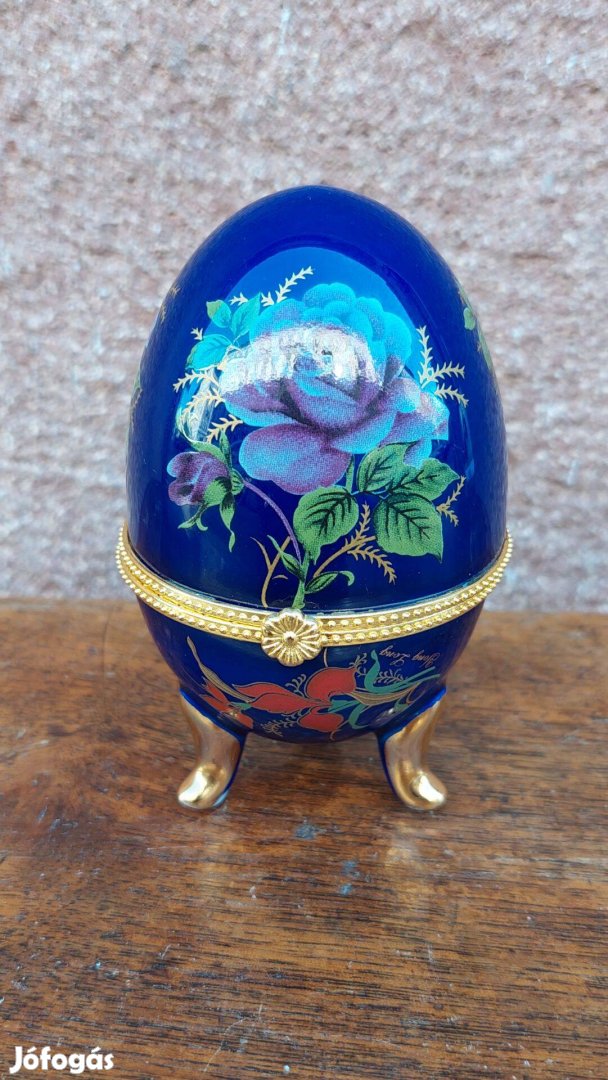 Porcelán, nagyobb tojás ékszertartó