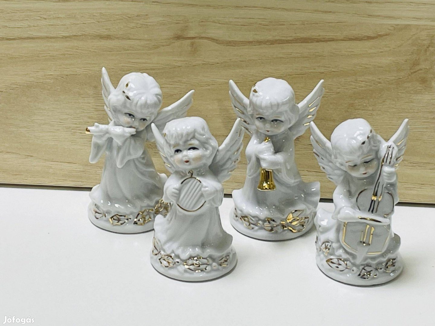 Porcelán angyalkás zenekar