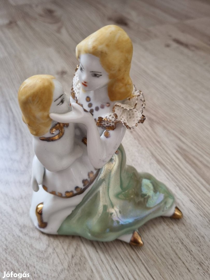 Porcelán anya-lánya arany díszitéssel