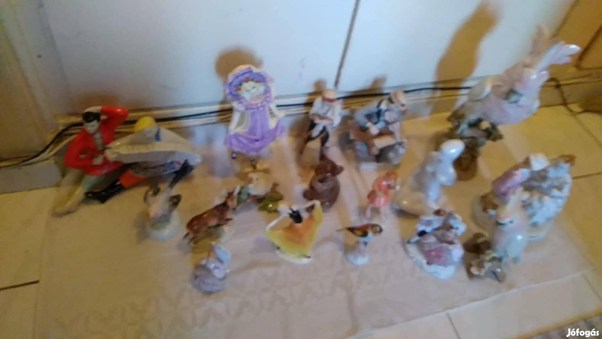 Porcelán áradat nipp kollekció