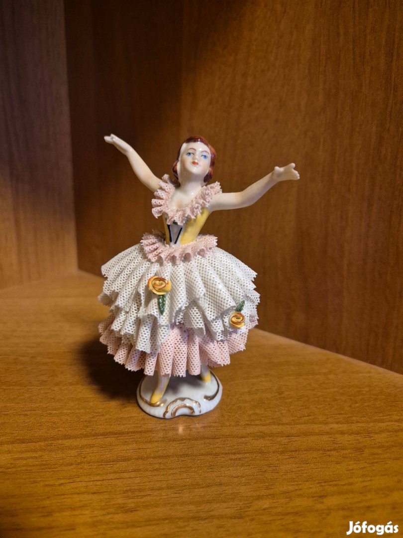 Porcelan balerina