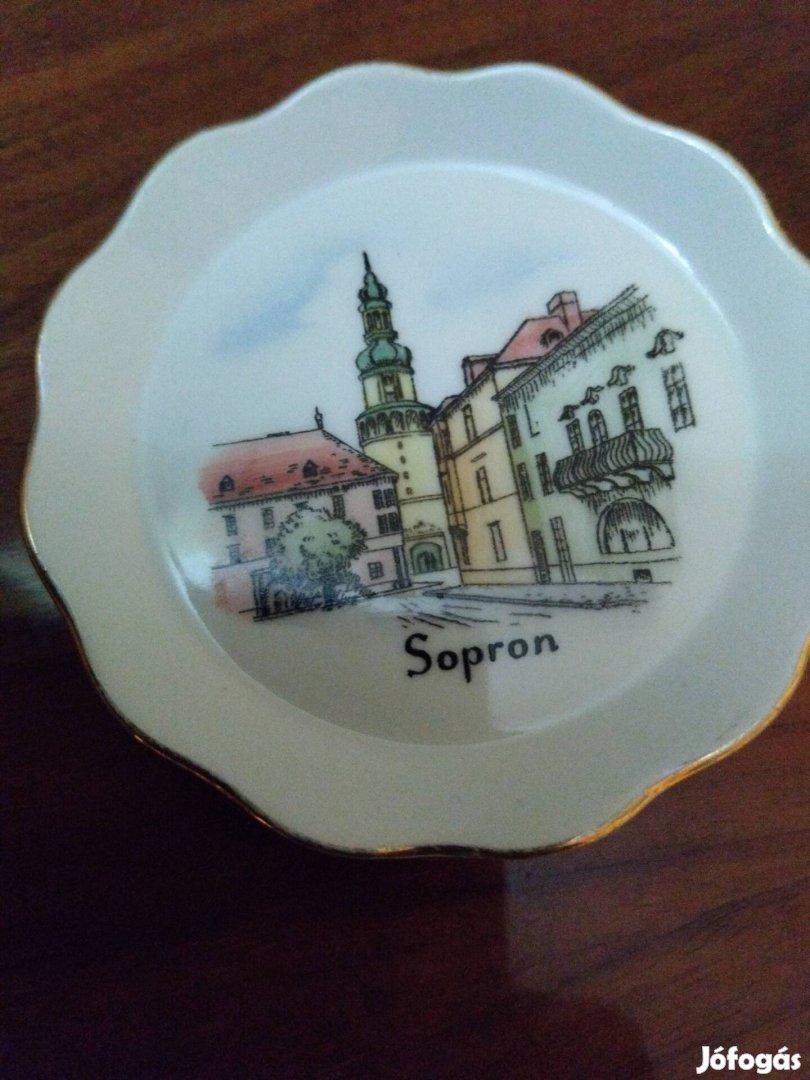 Porcelán disztányér, Sopron 