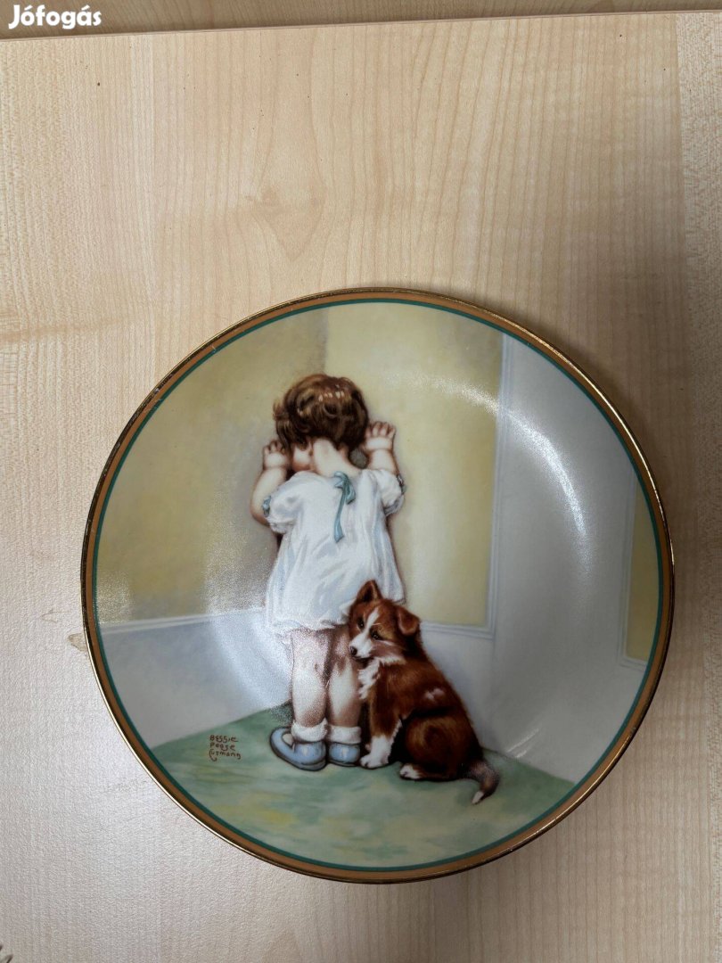 Porcelán dísztárgy A gyermek legjobb barátja