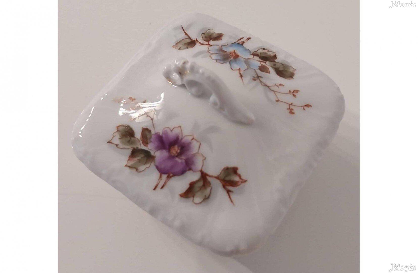 Porcelán ékszerdoboz
