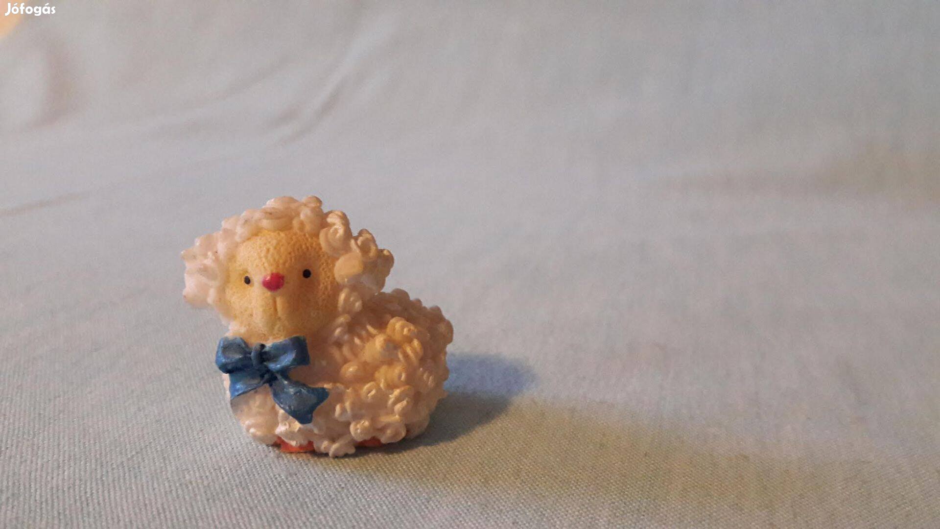 Porcelán figura, bárány, mini, kisméretű