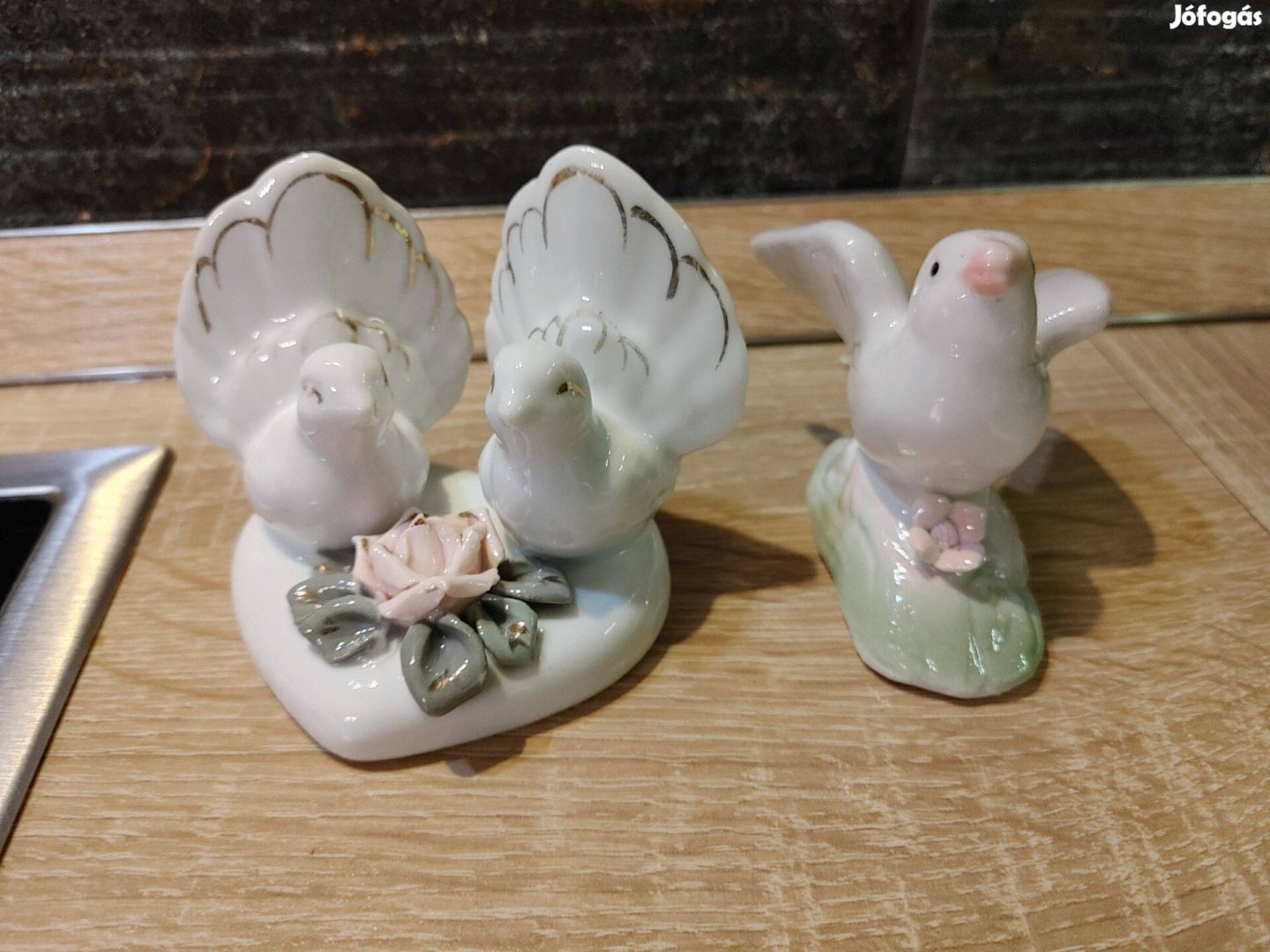 Porcelán galambok