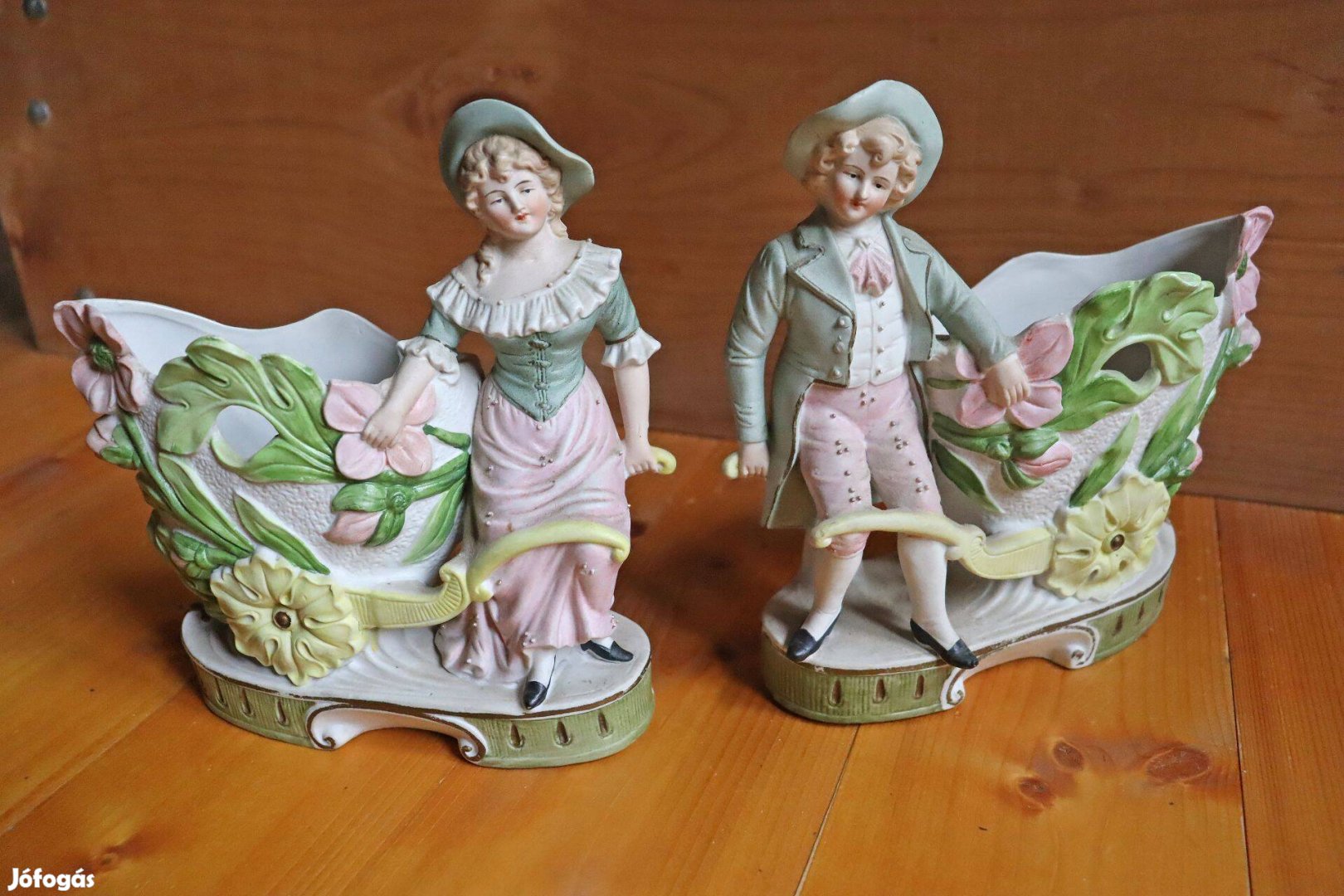 Porcelán jardiniere, kaspó pár
