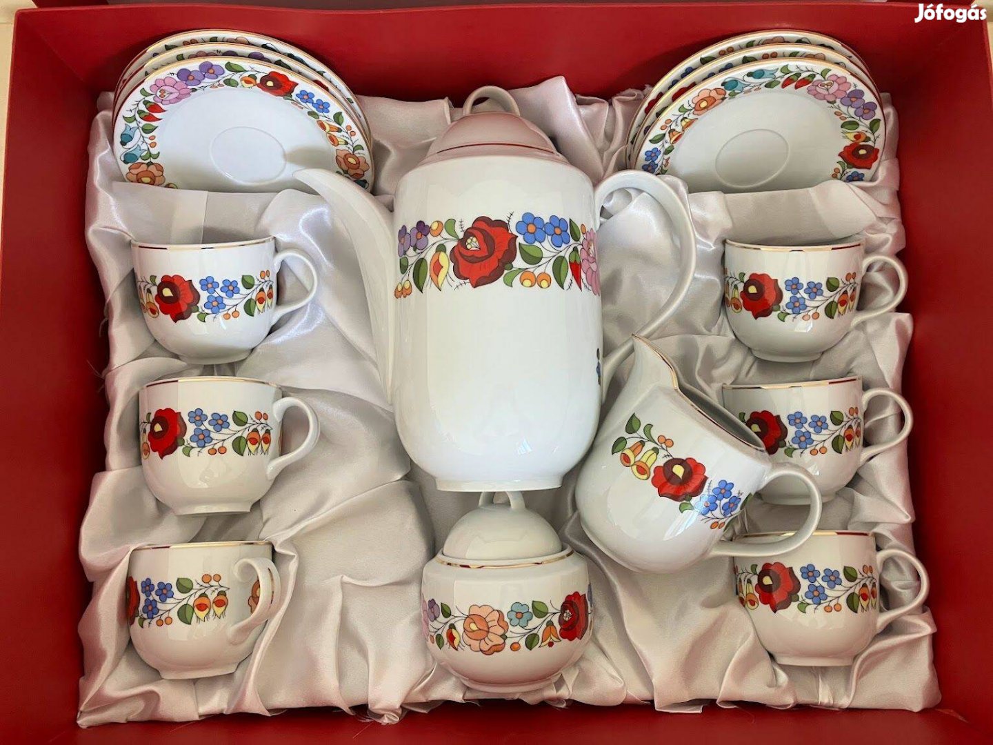 Porcelán kalocsai teás készlet