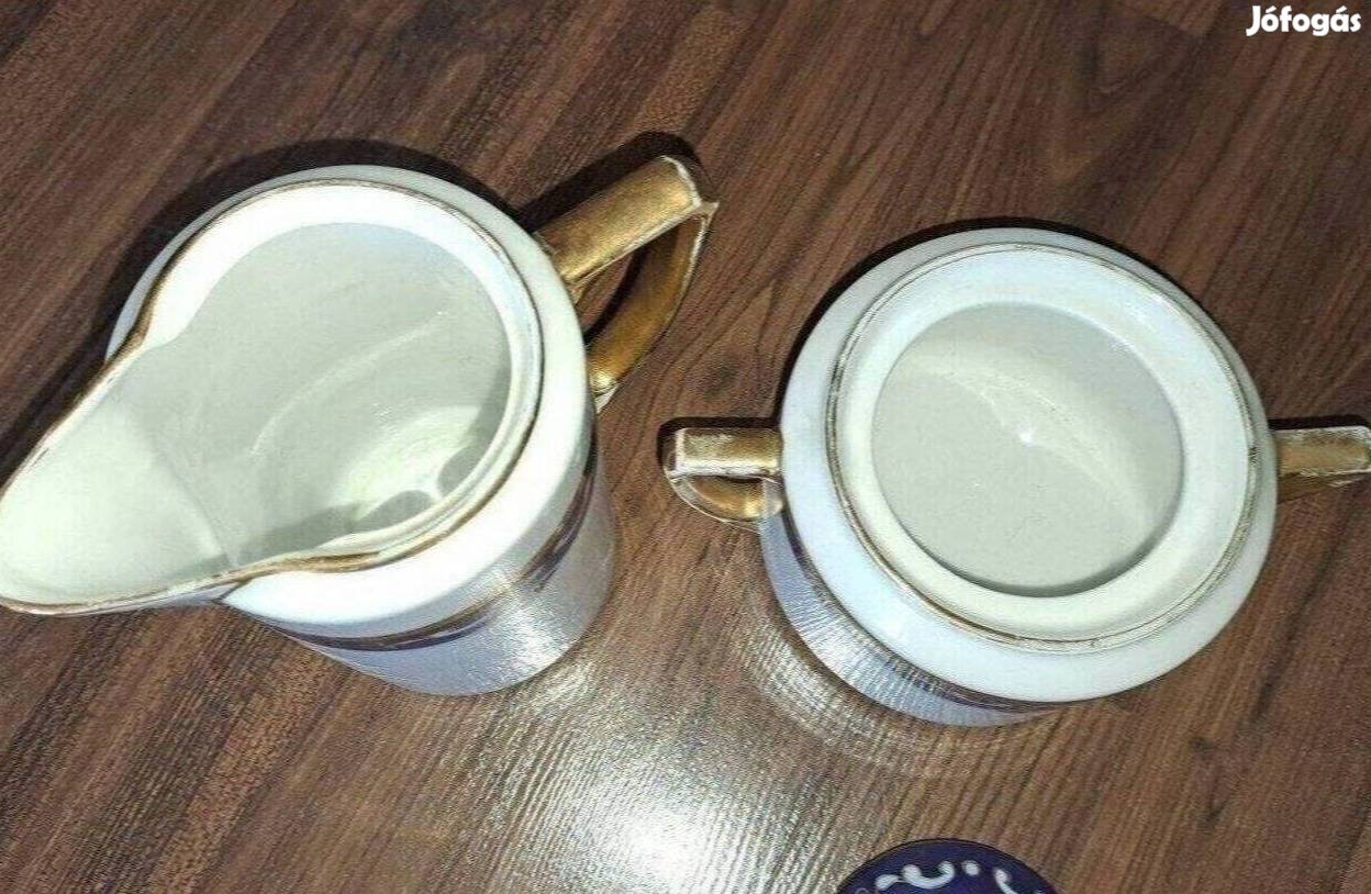 Porcelán kiöntő pár