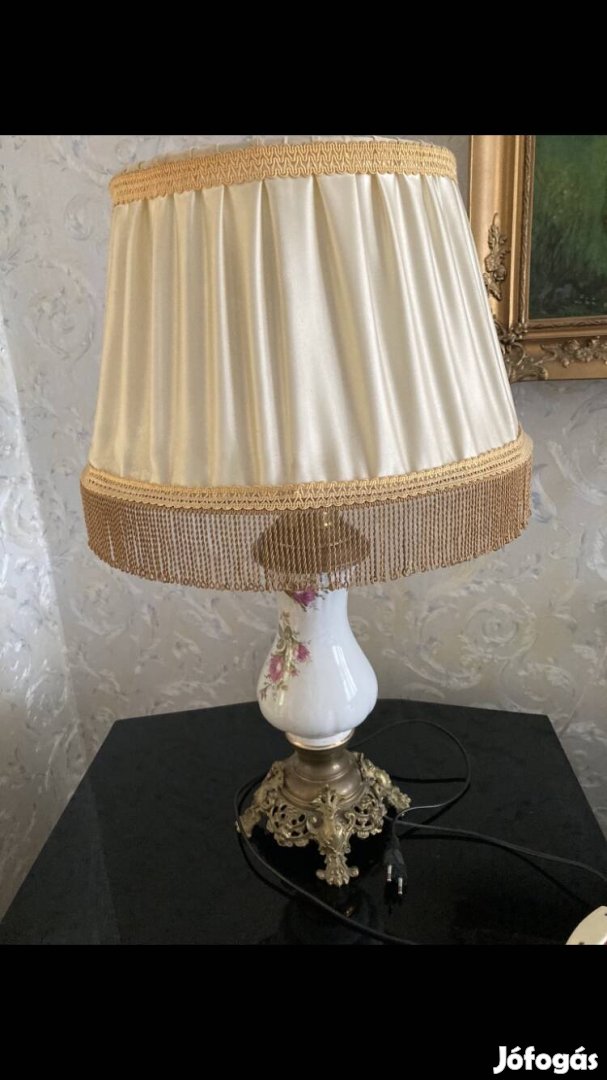 Porcelan lampa rez talppal eladó