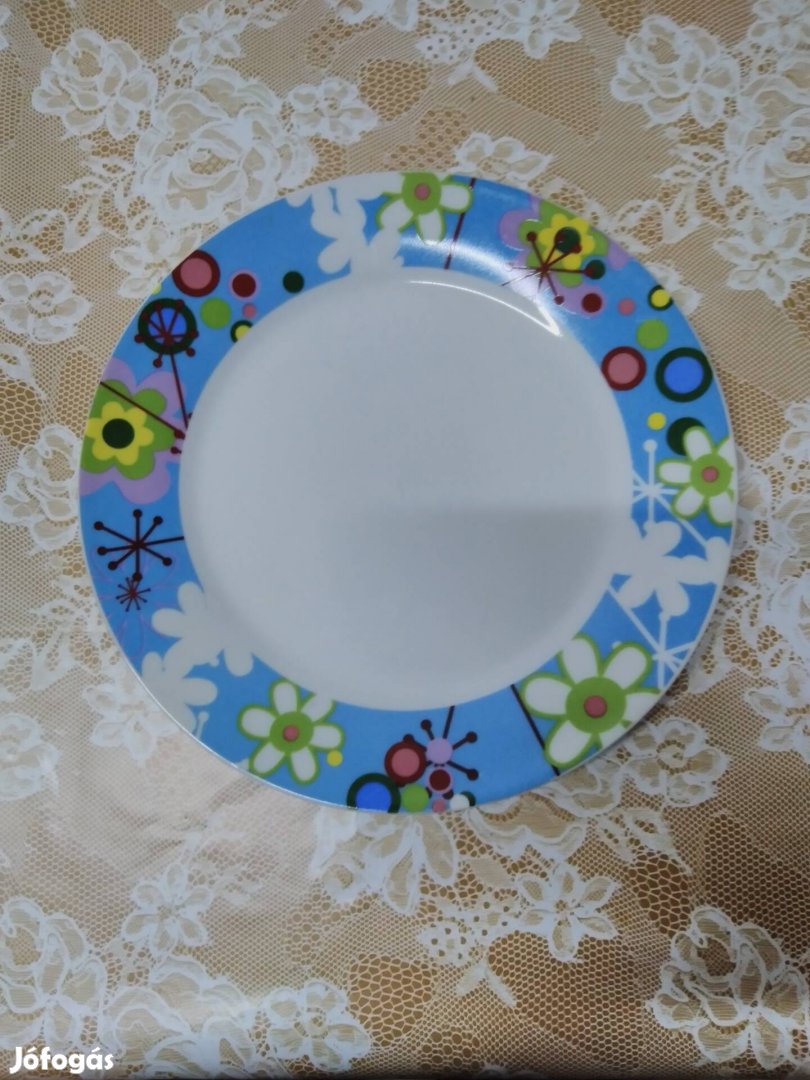 Porcelán lapos tányér márkás 
