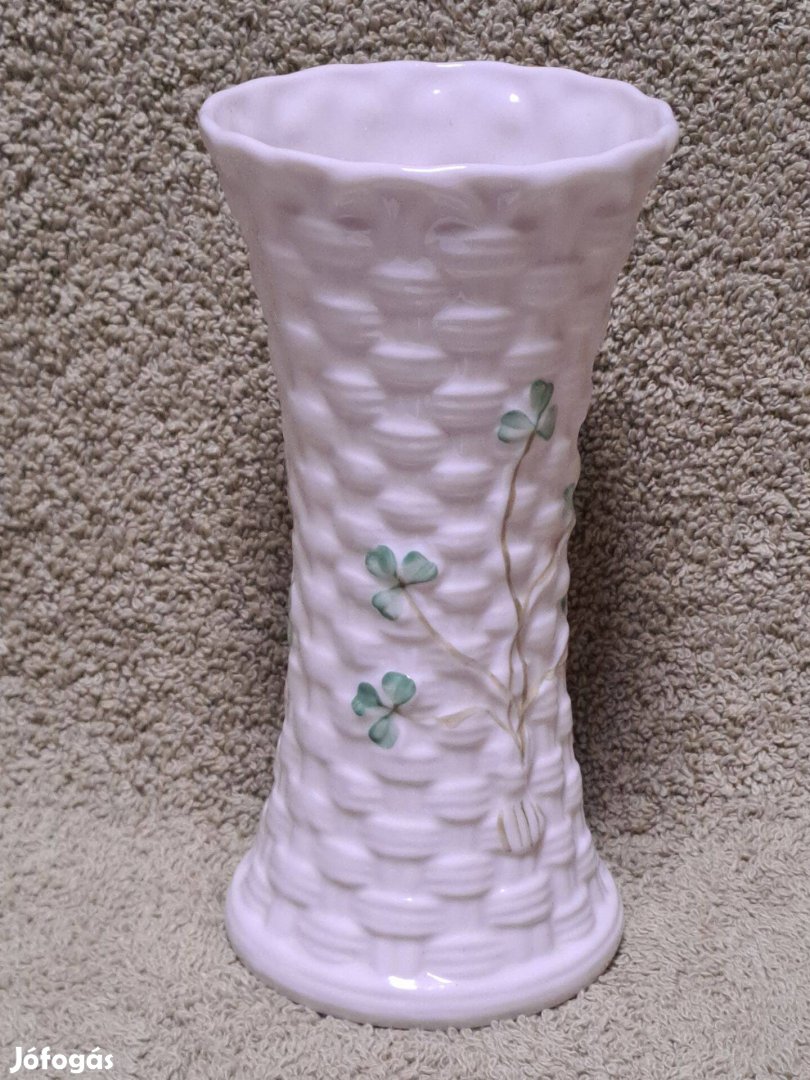 Porcelán lóherés váza,dísztárgy