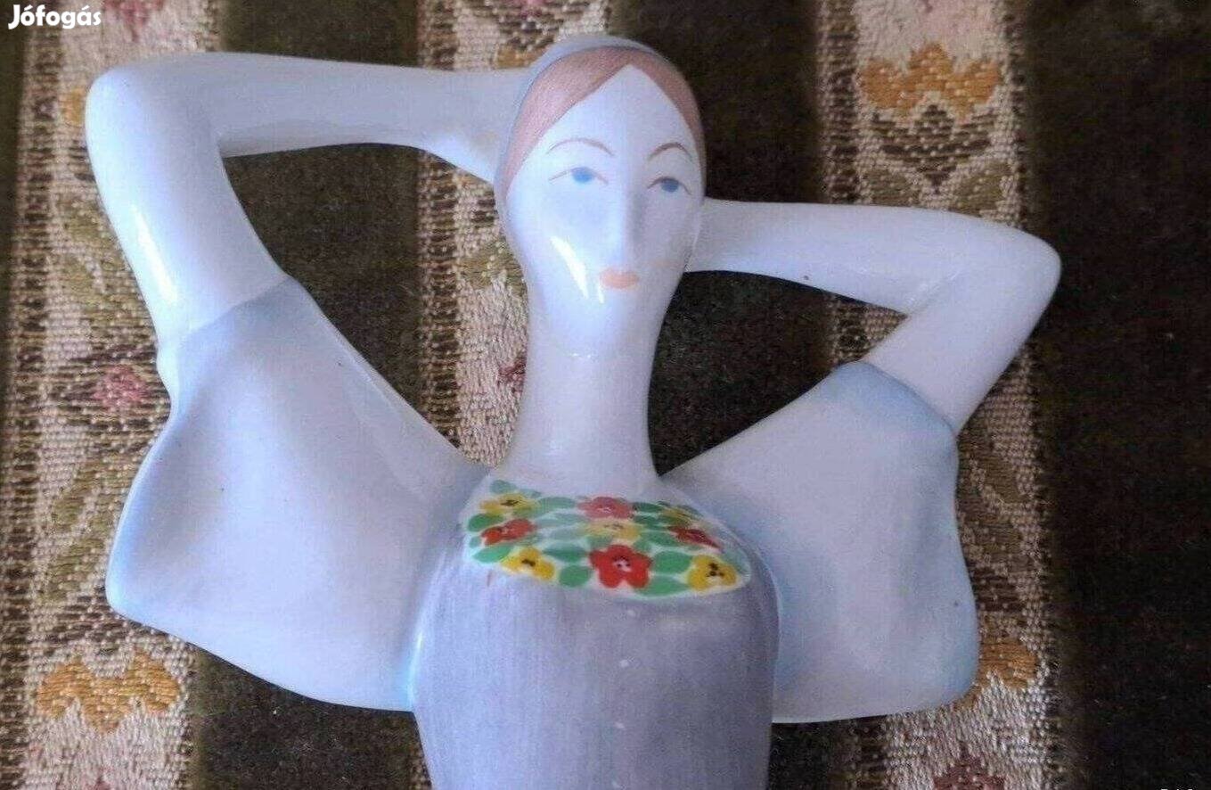 Porcelán matyó lány