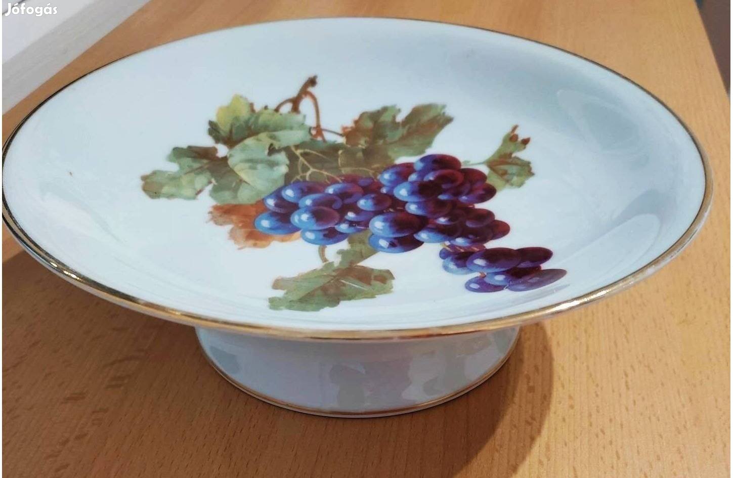 Porcelán talpas gyümölcsös tál