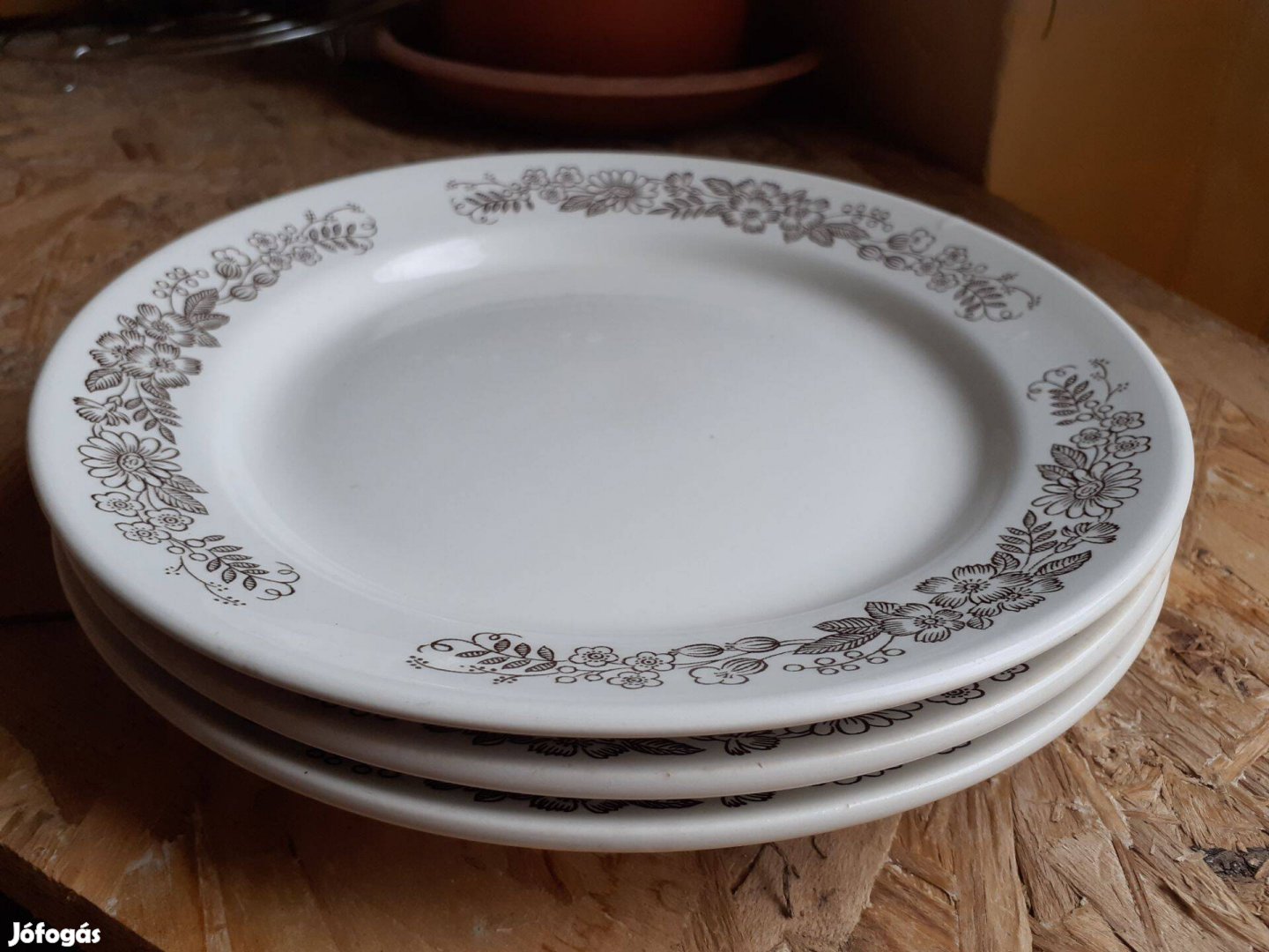 Porcelán tányér készlet 3 db 15 cm