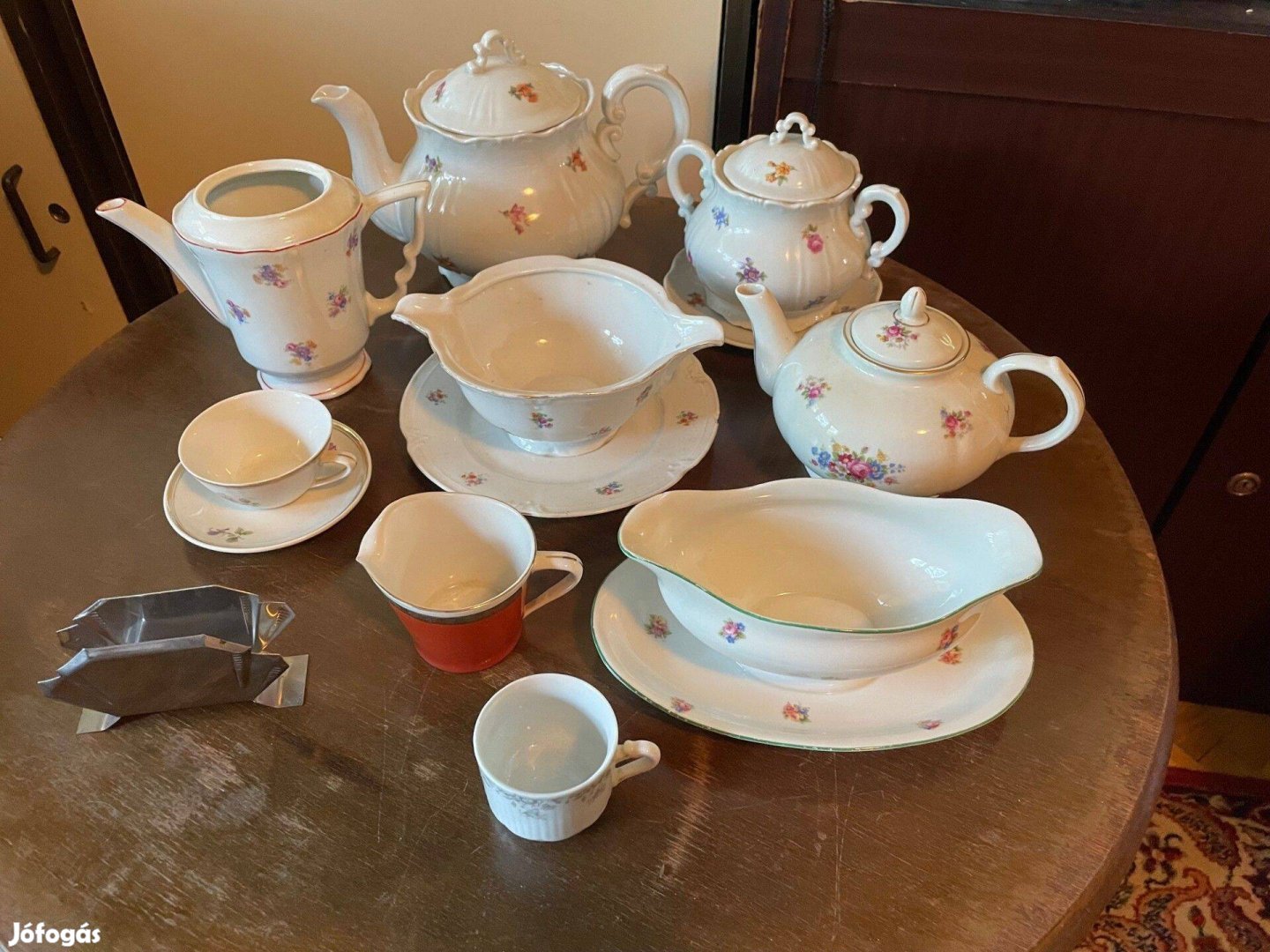 Porcelán teás és kávéskészlet
