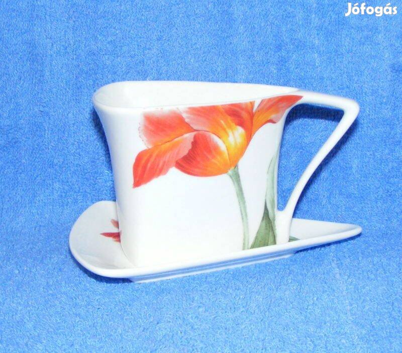 Porcelán tulipános csésze és tányér japán