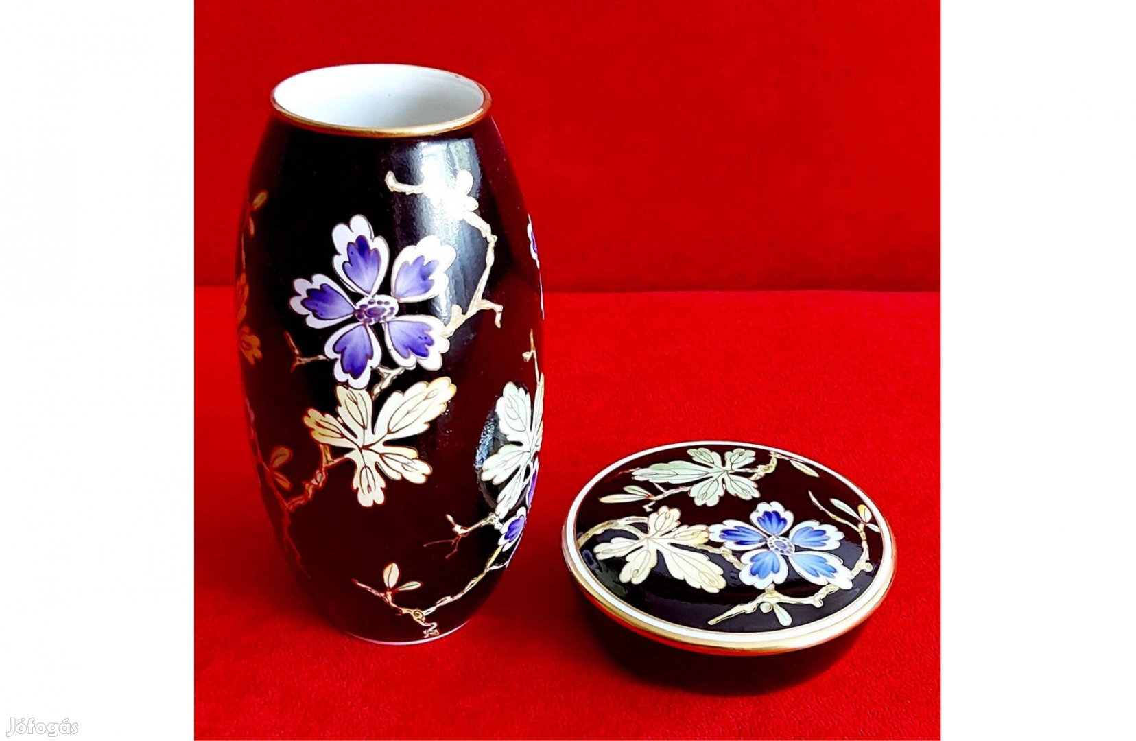 Porcelán váza, és fedeles doboz, virág mintás