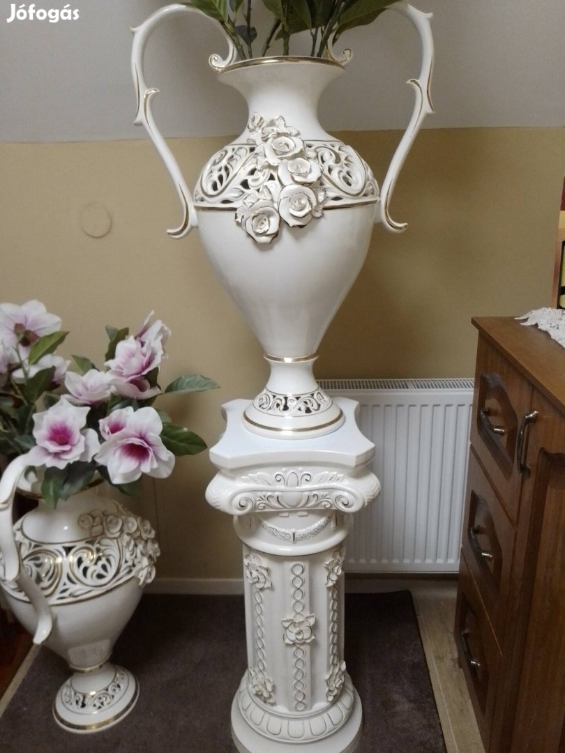 Porcelán váza és tartó 