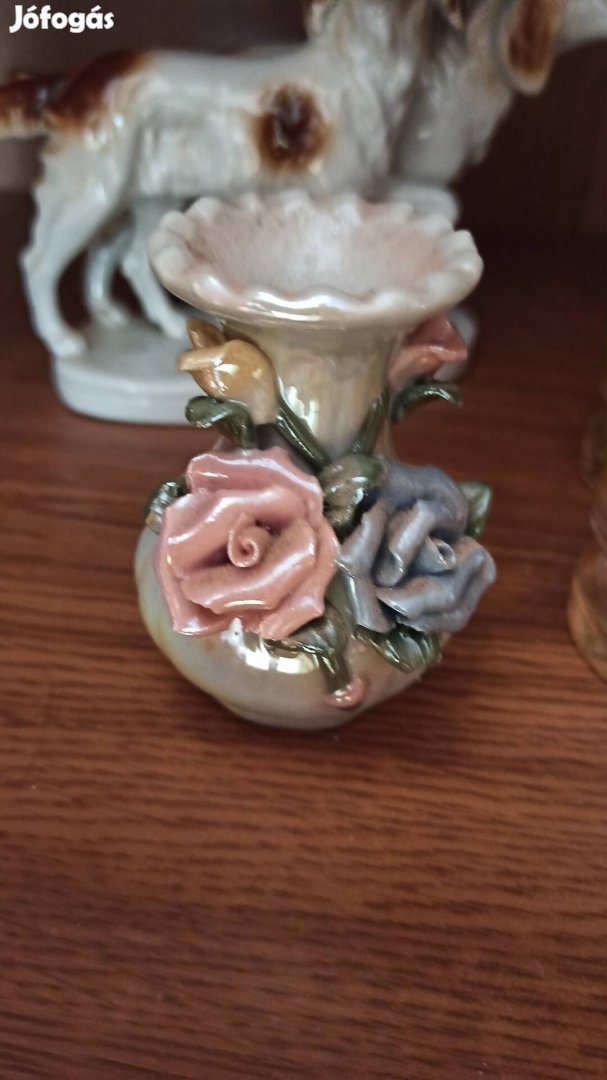 Porcelán váza kicsi
