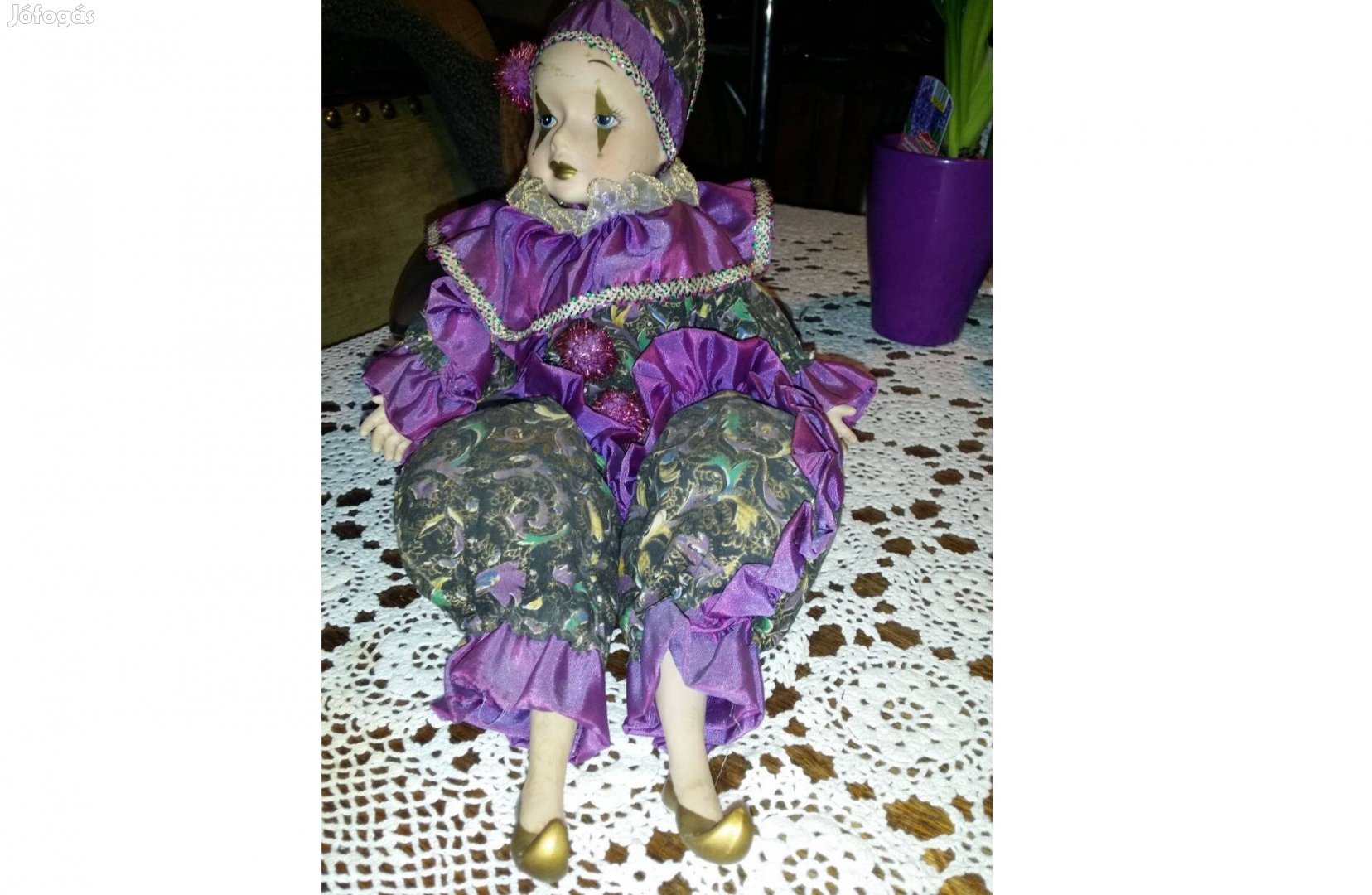 Porcelánfejű, kezű és lábú bohóc fél áron