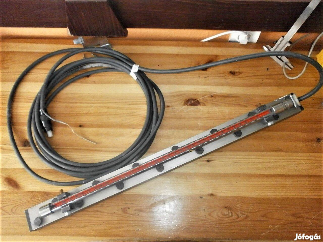 Poreltávolító és statikus feszültség semlegesítő levegős