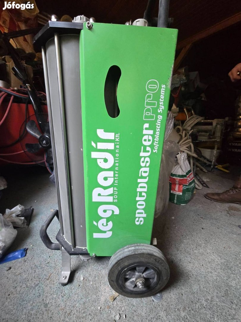 Pormentes Szemcseszórógép kompresszorral, Légradir