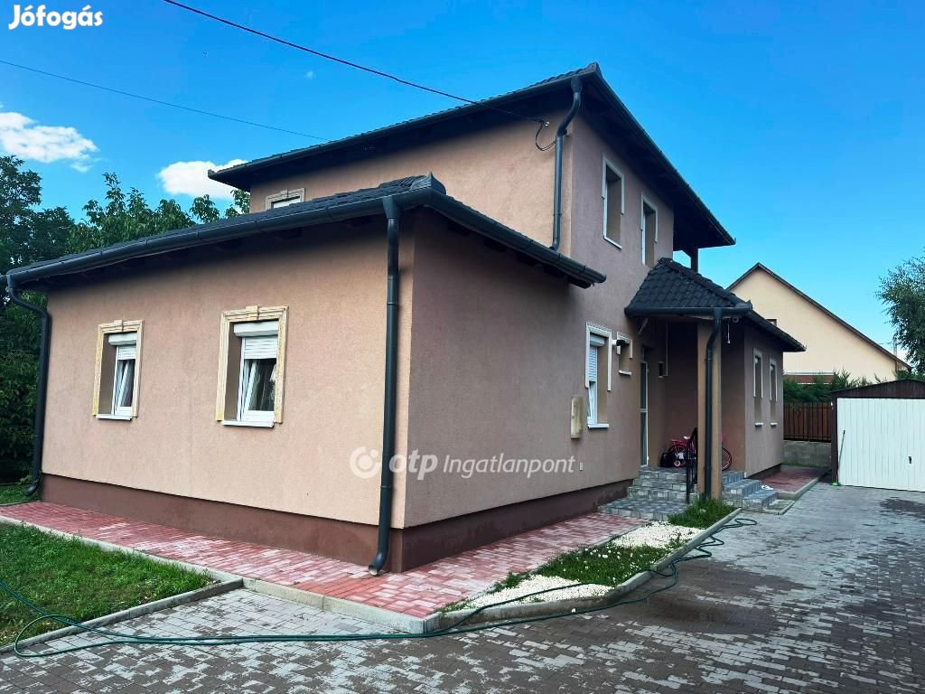 Poroszlói eladó 120 nm-es ház