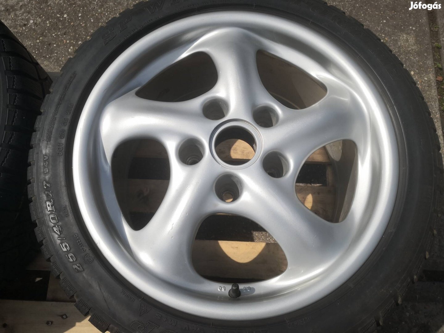 Porsche 17-es kétszéles gyári alufelnik 5x130