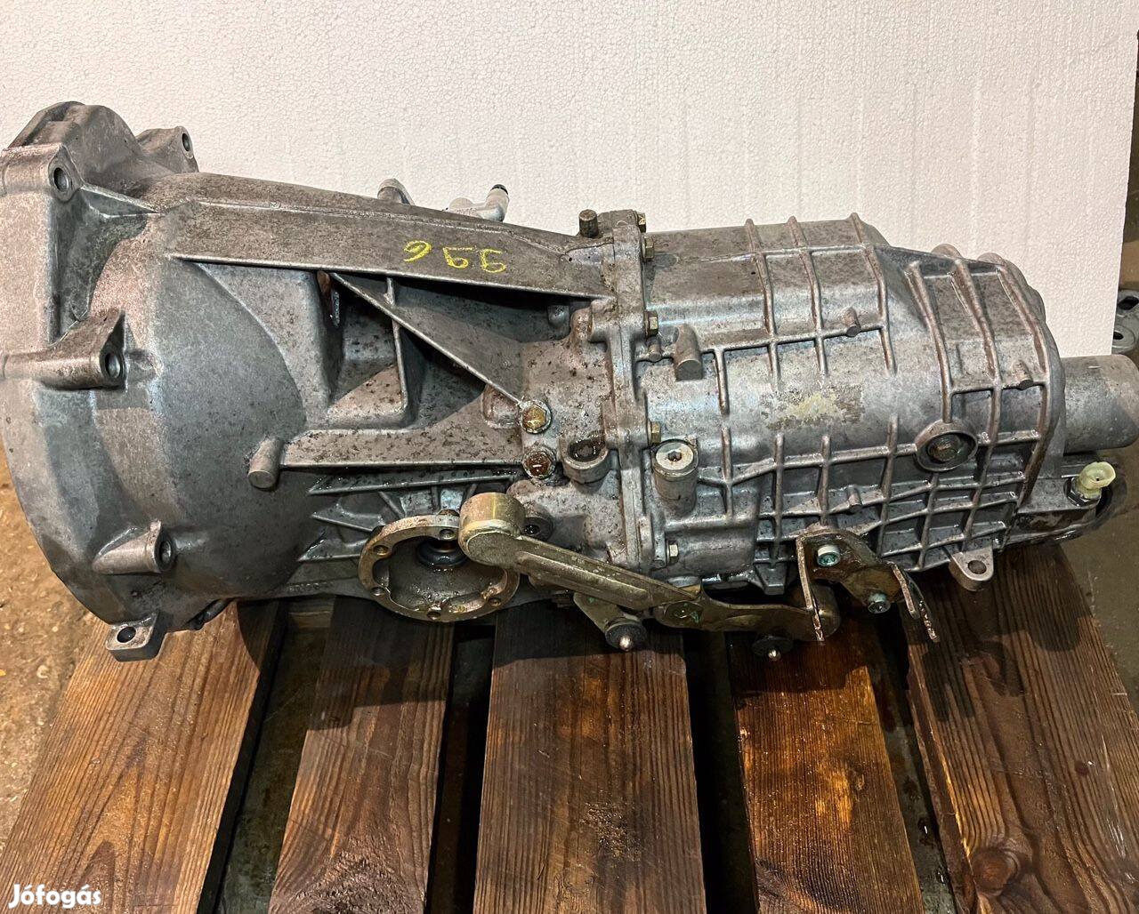 Porsche 911 996 manuális váltó , G9600 , 114800km