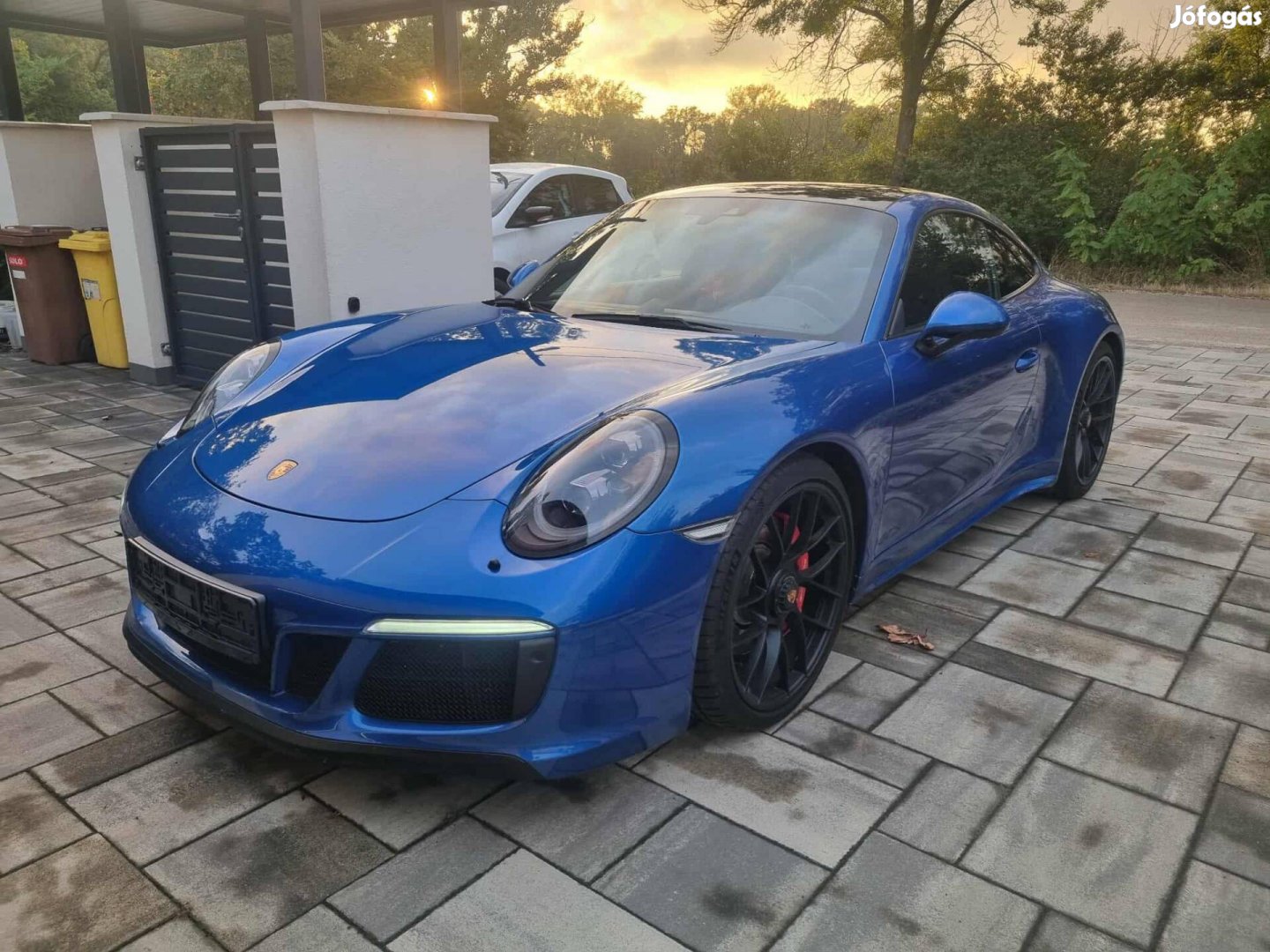 Porsche 911 Carrera GTS Kifogástalan Újszerű ÁL...