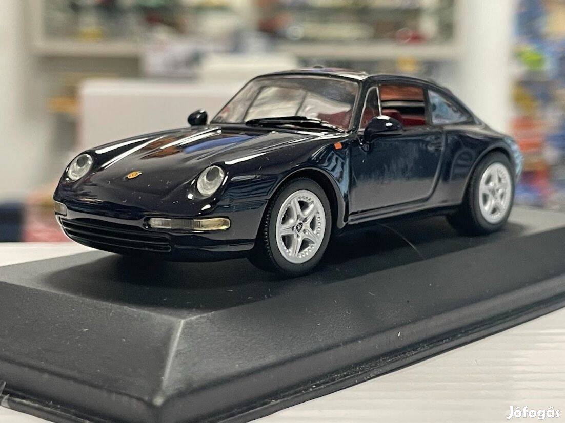 Porsche 911 (993) 1995 black 1:43 Minichamps 430063062