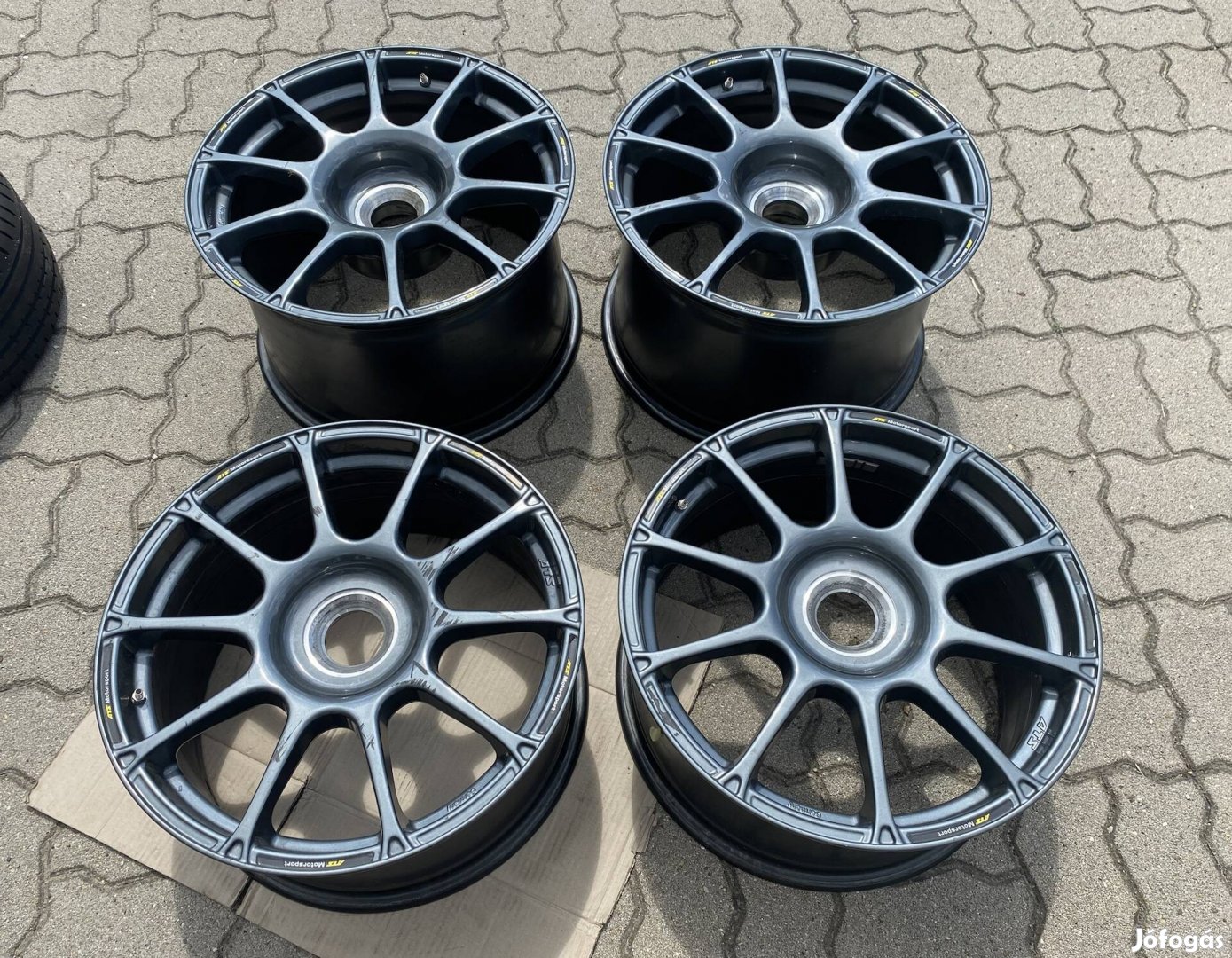 Porsche 997 GT3 RS 18"-os alufelni szett eladó 