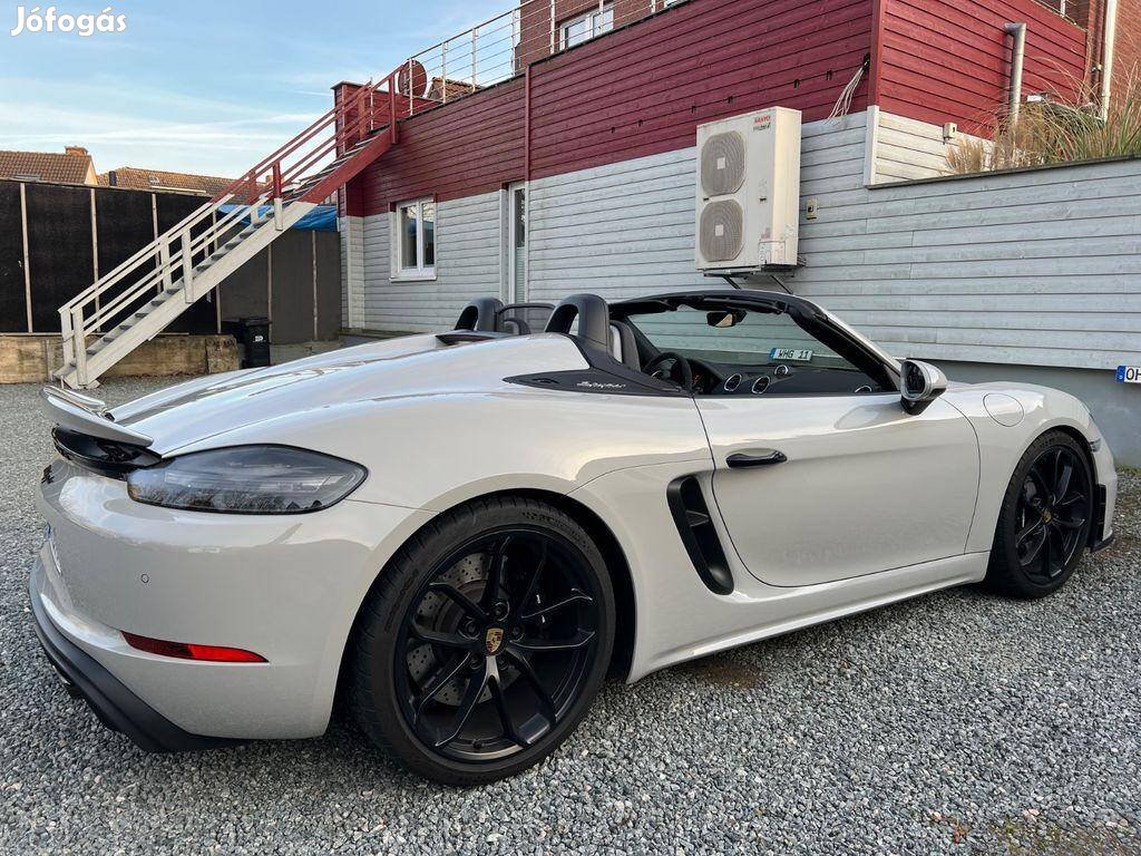 Porsche Boxster 718Spyder Kreide! 11.000 km! Sé...