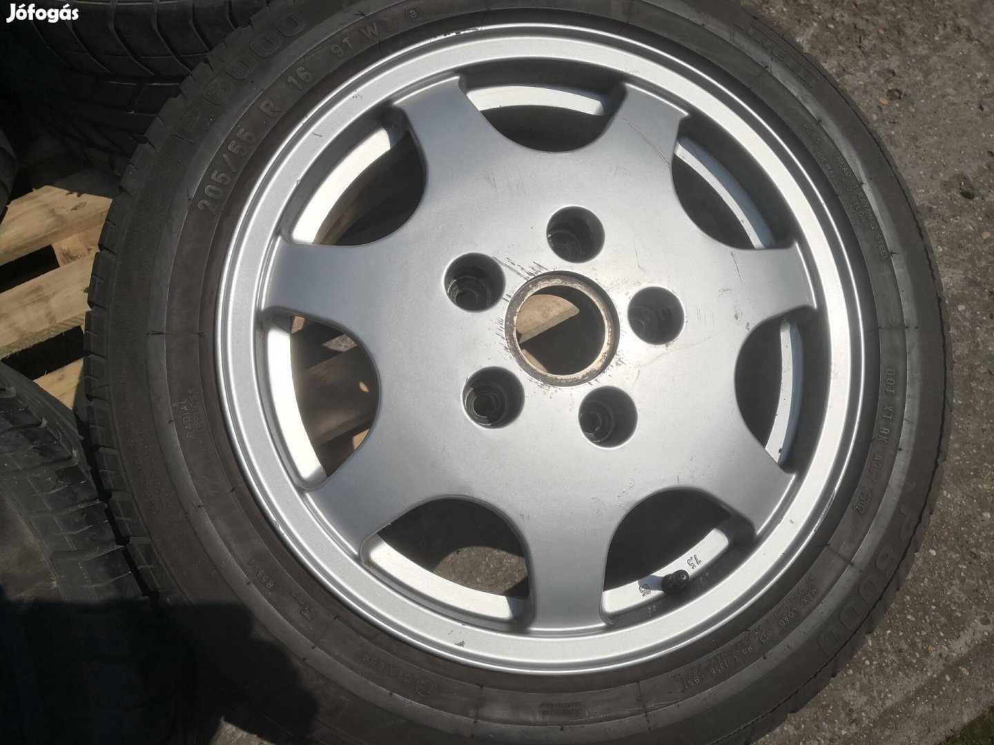 Porsche C2 gyári 16-os kétszéles alufelnik