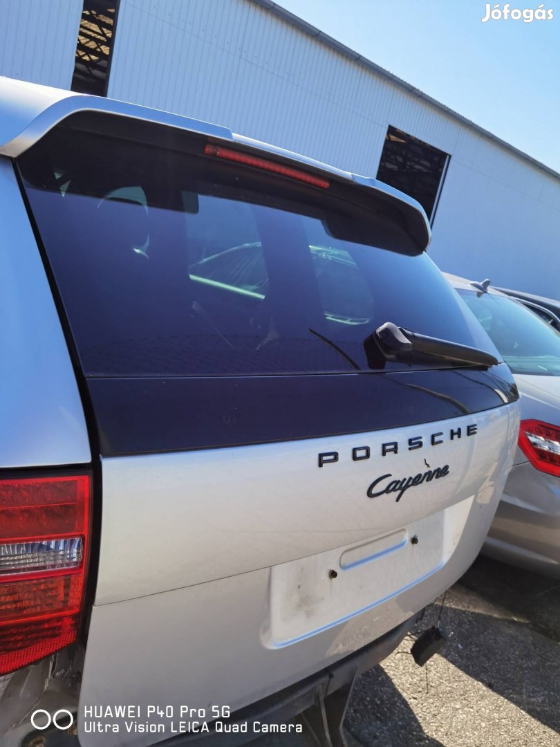 Porsche Cayenne 957 csomagtér ajtó 