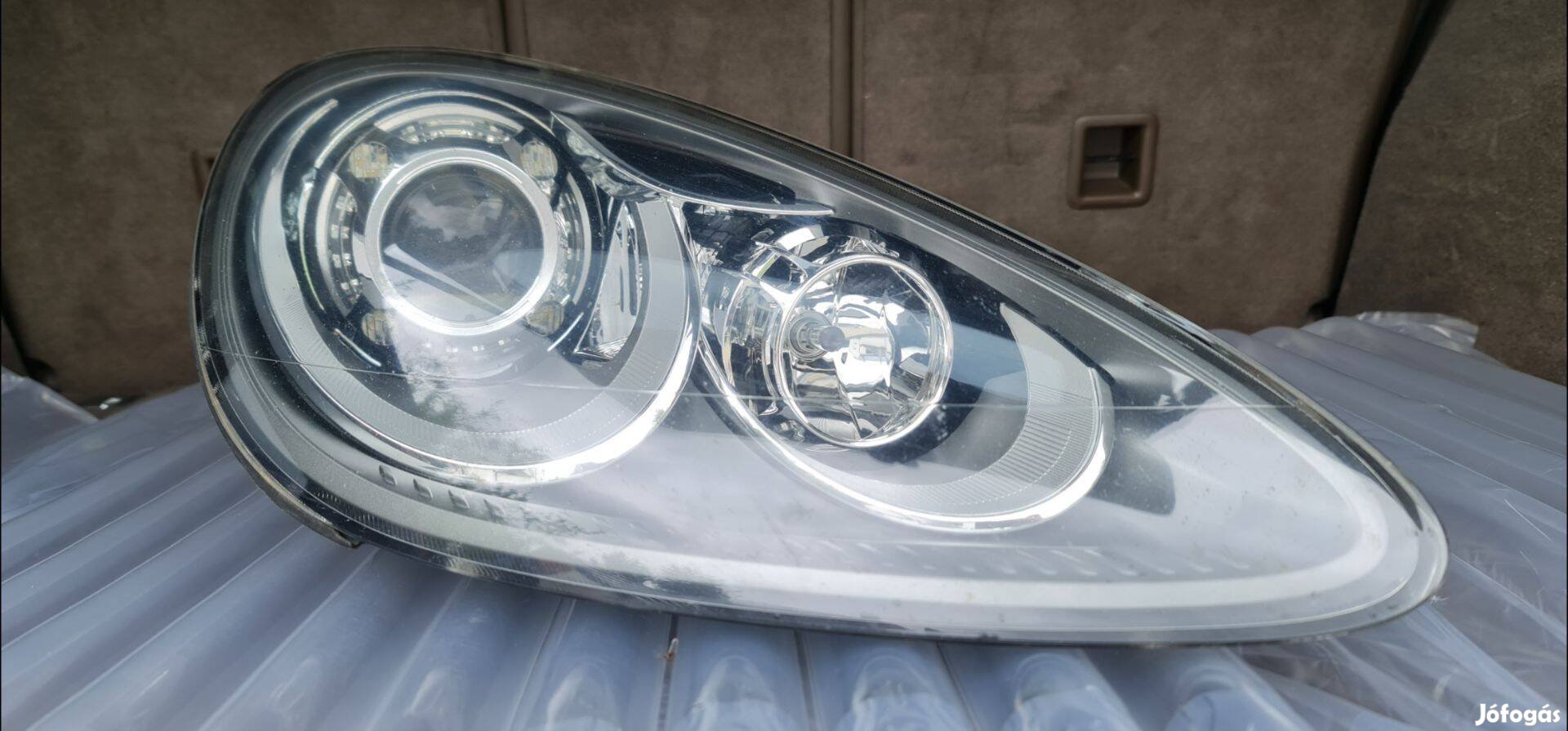 Porsche Cayenne Turbo gyári fényszóró