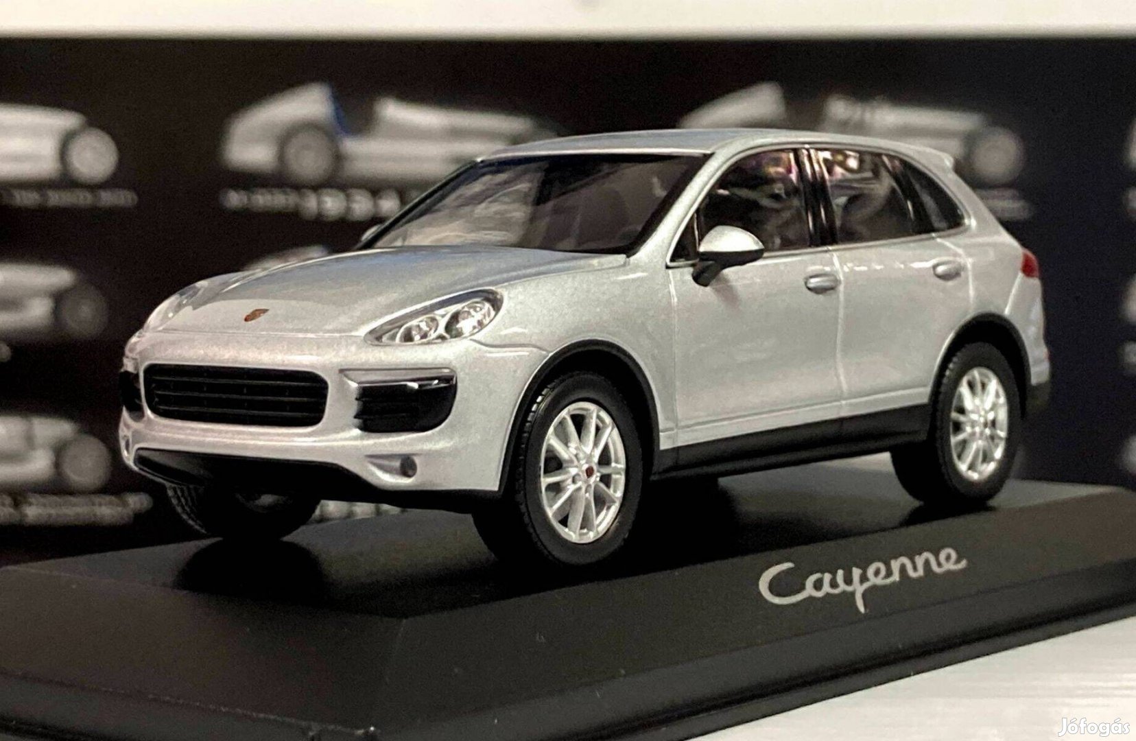 Porsche Cayenne (958) 2014 1:43 1/43 Minichamps Dealer Edition