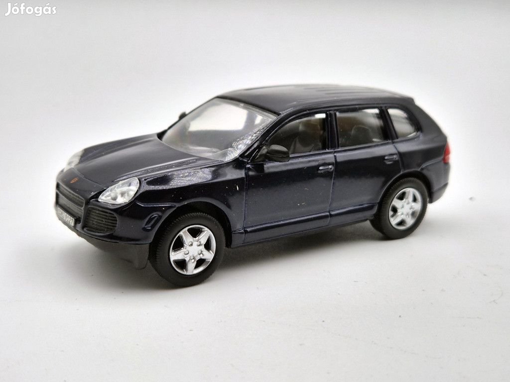 Porsche Cayenne - kék-  Edicola - 1:43