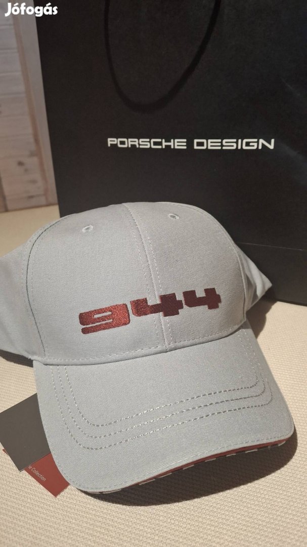 Porsche Designe sapka!