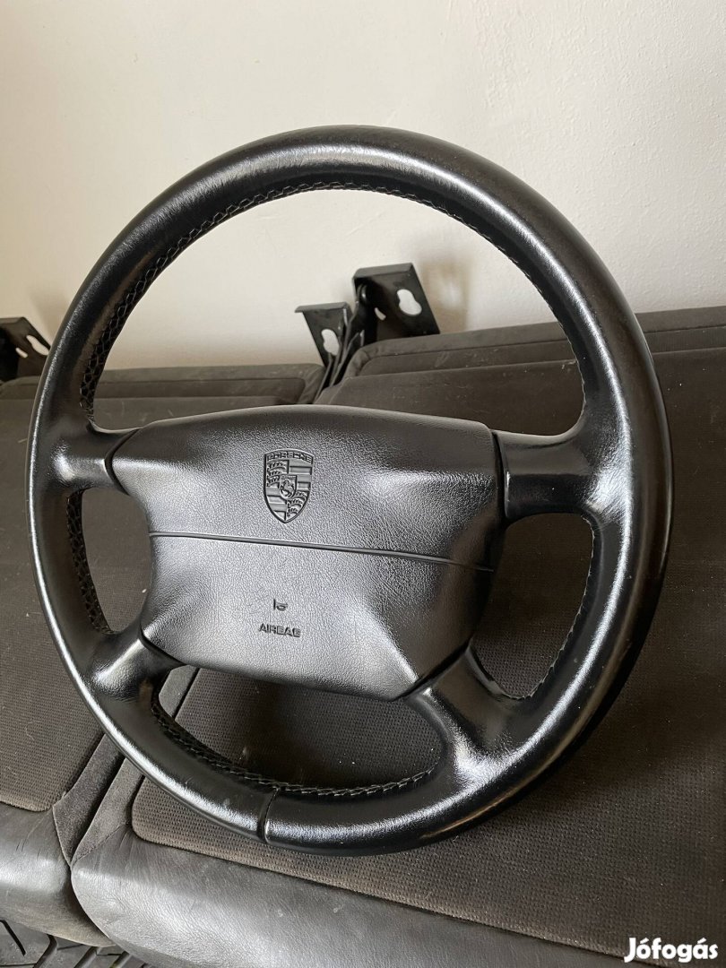Porsche Gyari bor kormany légzsák