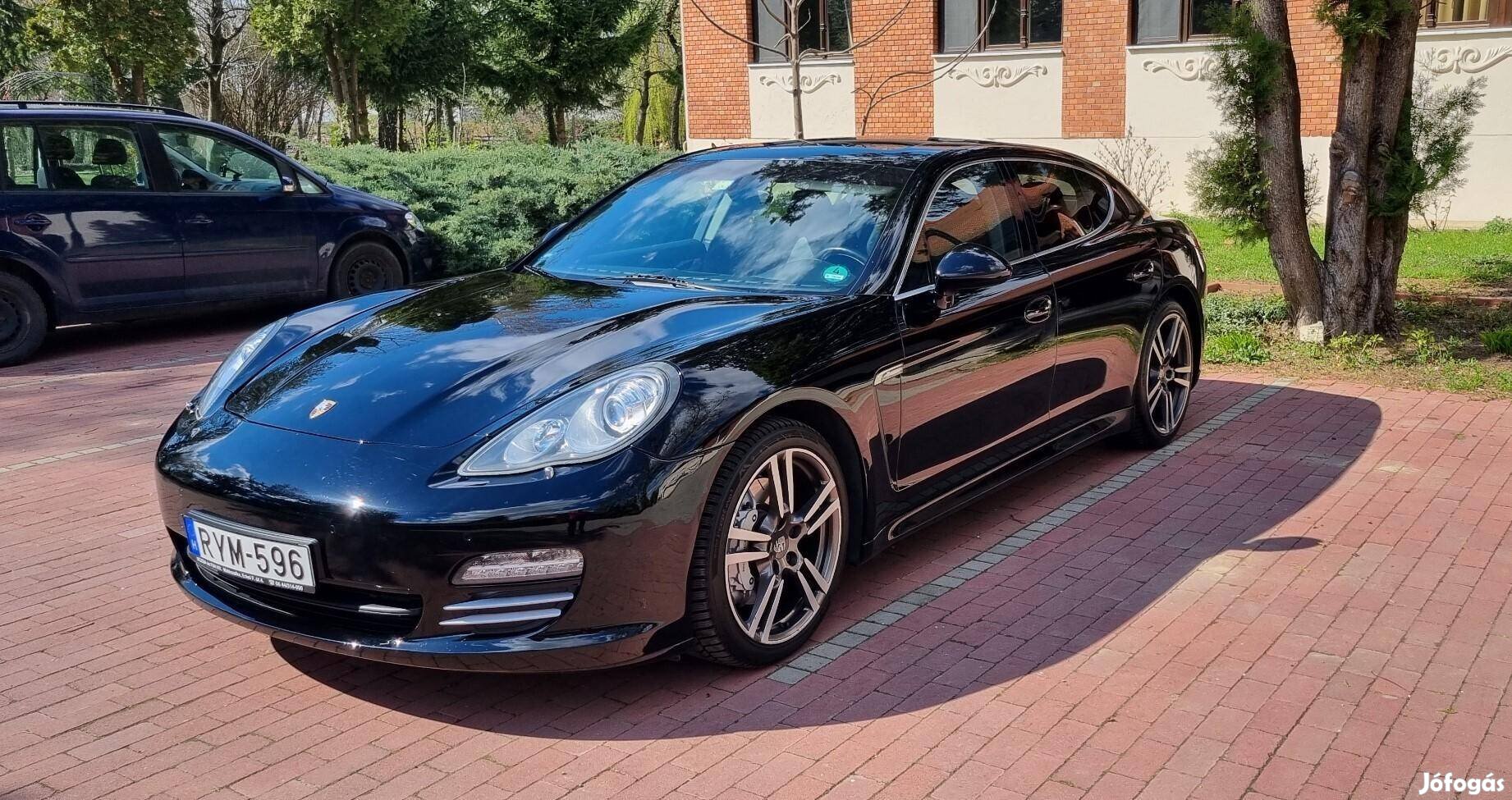 Porsche Panamera 4S PDK